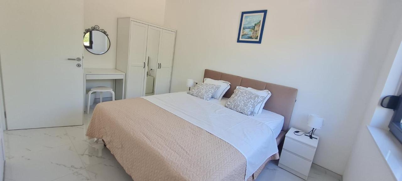 Apartmani Mariosa Vrbnik Dış mekan fotoğraf